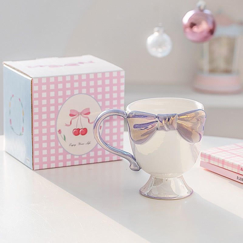 Pearl Glaze Tall Mug with Bow – Elegant Ceramic Coffee Cup, Gift Box Included