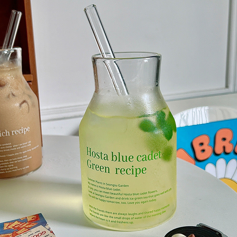 Large Capacity Glass Pitcher with Thick Straw - 650ml, Microwave Safe
