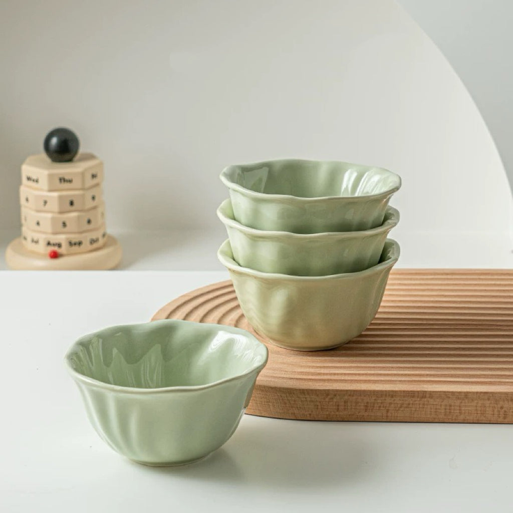 Wavy-edged Ceramic Cereal Bowl – 4.5-Inch Underglaze Bowl, Microwave & Oven Safe
