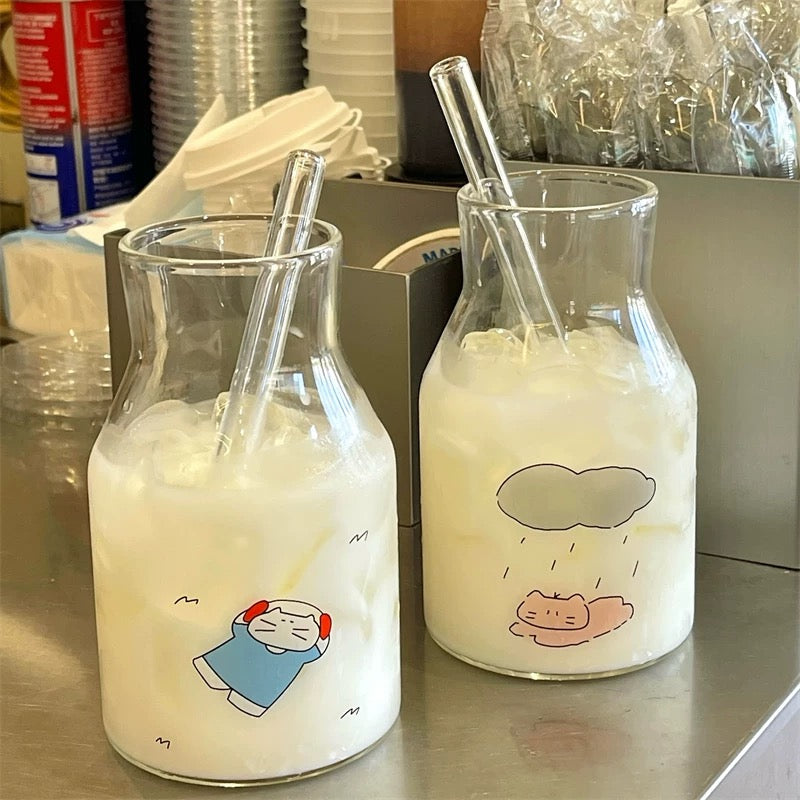 Adorable Cat Line-Art Glass Pitcher with Thick Straw, 650ML Capacity