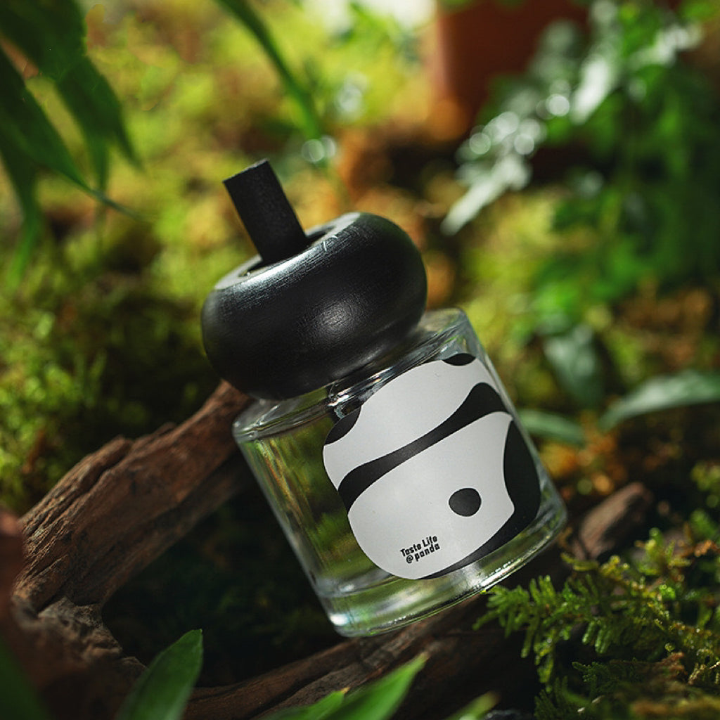Panda Car Air Freshener Diffuser | 50ml Essential Oil with Diffuser Stick ā Natural Scents for Fresh Car Interior