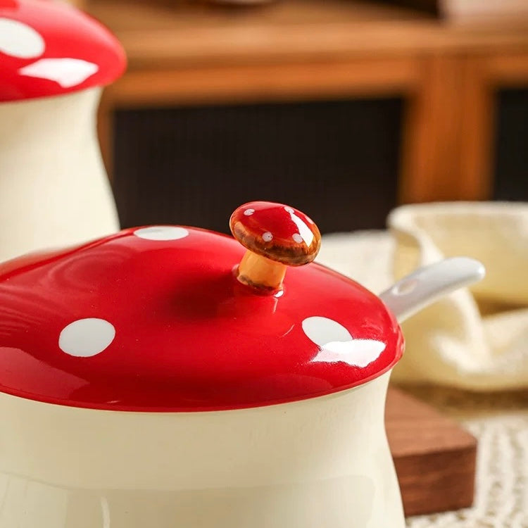 Mushroom Ceramic Oil Jar with Spoon - 600ml Storage for Chili Oil & Condiments
